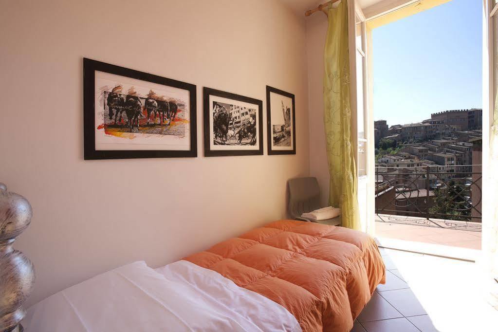 B&B Le Lupe Siena Buitenkant foto